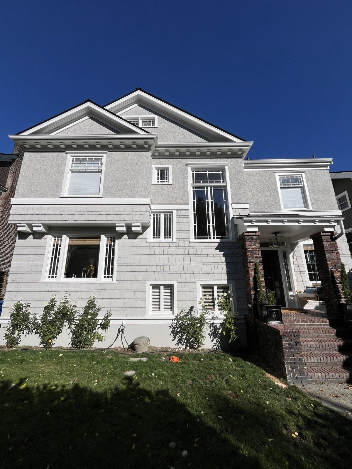 Need Local House Painter Services Near You? Call Our Contractors