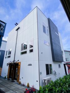 Beautiful White Exterior Painting in Seattle – Our Success Story